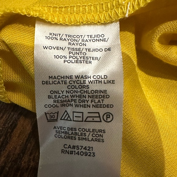 Loft Yellow Blouse with Short Bell Sleeves - Large - Picture 7 of 11